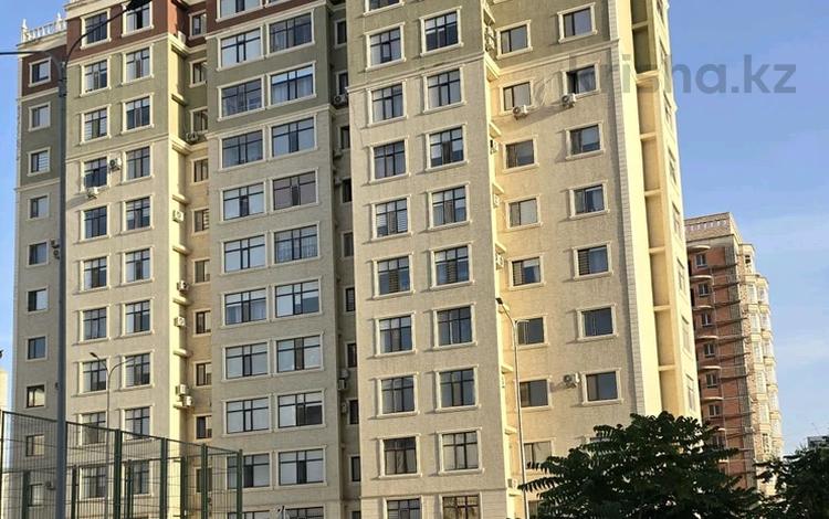 4-комнатная квартира · 124 м² · 4/11 этаж, 17-й мкр 43 за 38.9 млн ₸ в Актау — фото 2