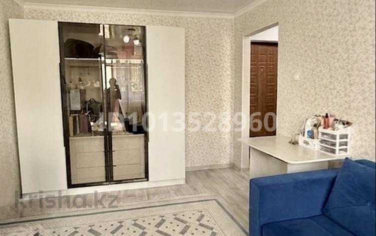 1-бөлмелі пәтер · 30 м² · 2/5 қабат, Анаркулова 14 — 8 школы, бағасы: 9 млн ₸ в Жезказгане — фото 2