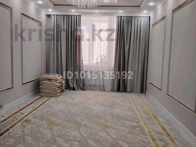 3-комнатная квартира · 114 м² · 2/8 этаж, мкр. Алтын орда, Мәңгілік Ел за 45 млн ₸ в Актобе