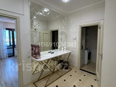 4-комнатная квартира · 163 м² · 5/8 этаж, Кабанбай Батыра 13 за 800 000 〒 в Астане, Нура р-н