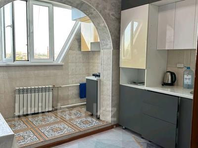 2-комнатная квартира · 60 м² · 7/9 этаж, Ляззат Асанова 84 — Назарбаева Дет Мир за 15 000 〒 в Талдыкоргане