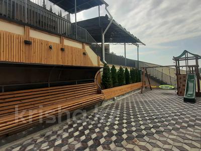 Продажа домов и дачи в Алматы: Отдельный дом · 5 комнат · 265 м² · 6 сот., мкр Ерменсай, Таужиеги 708 за 130 млн 〒 Отдельный дом · 5 комнат · 265 м² · 6 сот., мкр Ерменсай, Таужиеги 708 за 130 млн 〒 в Алматы, Бостандыкский р-н
