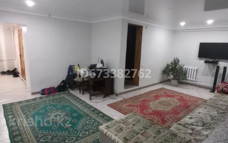 Отдельный дом · 4 комнаты · 200 м² · 6 сот., Автодромная 25 за 33 млн ₸ в Семее — фото 2