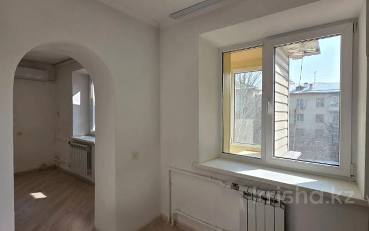 1-комнатная квартира · 31 м² · 4/4 этаж, Кунаева 83 за 33 млн ₸ в Алматы, Медеуский р-н — фото 2
