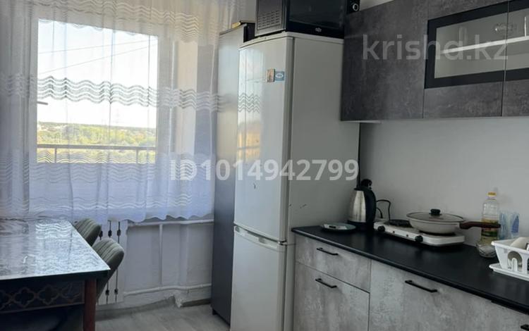 1-комнатная квартира · 42 м² · 8/9 этаж, Энергетиков 13 а за 150 000 ₸ в Семее — фото 2