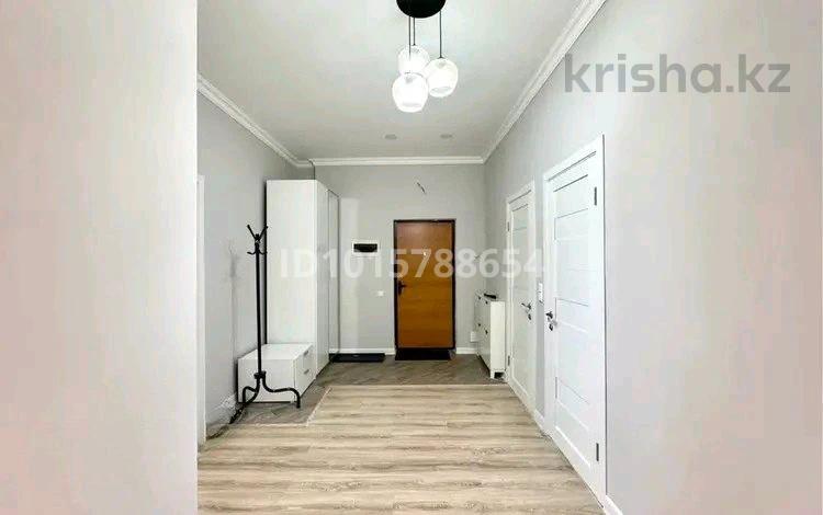 2-комнатная квартира · 106 м² · 8/17 этаж, Керей и Жанибек хандар за 65 млн ₸ в Астане, Есильский р-н — фото 2