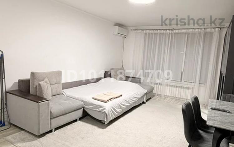 1-комнатная квартира · 32 м² · 6/10 этаж, Мкр. Аккент 97 за 15 000 ₸ в Алматы, Алатауский р-н — фото 12