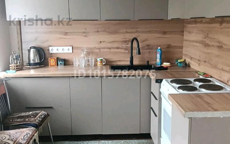 2-комнатная квартира · 42.5 м² · 3/5 этаж, Добролюбова 34 за 180 000 ₸ в Усть-Каменогорске, Ульбинский — фото 10