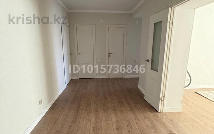 2-бөлмелі пәтер · 72 м² · 4/7 қабат, Алтын орда ш/а., бағасы: 200 000 ₸ в Актобе, мкр. Алтын орда — фото 2