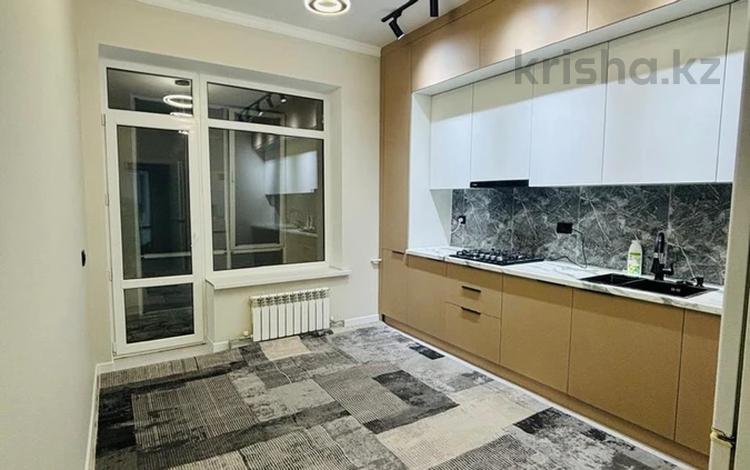 2-бөлмелі пәтер · 80 м² · 4/5 қабат, мкр Акжайык 160Б — Tulpar Business комплекс, бағасы: 220 000 ₸ в Шымкенте, Абайский р-н — фото 2