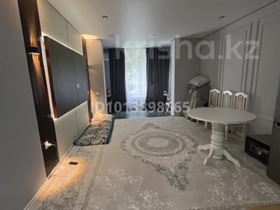 1-бөлмелі пәтер · 35 м² · 1/10 қабат, Утеген батыра 7/9г, бағасы: 29 млн ₸ в Алматы, Ауэзовский р-н