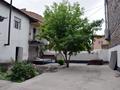 Отдельный дом • 14 комнат • 300 м² • 4 сот., Султанбека Кожанова 3 за 120 млн 〒 в Туркестане — фото 2
