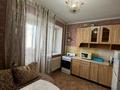 1-комнатная квартира · 42 м² · 4/5 этаж, мкр Кадыра Мырза-Али за 125 000 ₸ в Уральске — фото 8