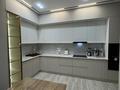 4-комнатная квартира · 134 м² · 6/10 этаж, ул. Букетова за 79 млн ₸ в Караганде — фото 11