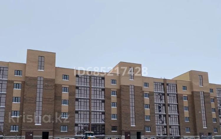 3-бөлмелі пәтер · 125.6 м² · 2/5 қабат, мкр. Алтын орда, Мкр. Батыс-2, бағасы: 35.5 млн ₸ в Актобе — фото 26