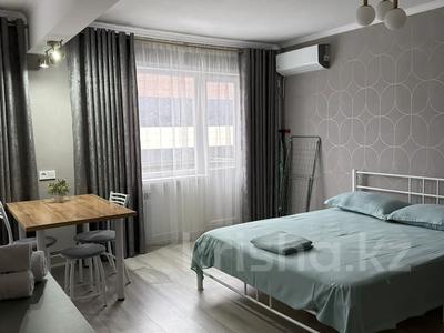 1-комнатная квартира · 33 м² · 5/5 этаж, Горького 82 за 13 000 ₸ в Усть-Каменогорске, Ульбинский