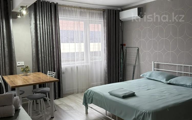 1-комнатная квартира · 33 м² · 5/5 этаж, Горького 82 за 13 000 ₸ в Усть-Каменогорске, Ульбинский — фото 12