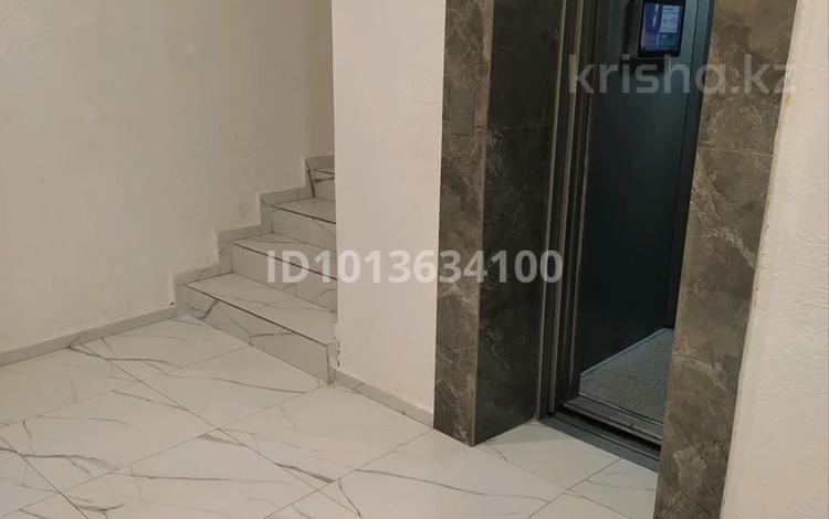 2-бөлмелі пәтер · 54 м² · 7/9 қабат, Сауран 9/Б — Керей-жәнібек Хандар, бағасы: 31 млн ₸ в Астане, Есильский р-н — фото 2