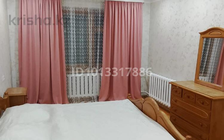 4-бөлмелі пәтер · 95 м² · 5/5 қабат, Шевченко 65 — Казактелеком, бағасы: ~ 34 млн ₸ в Уральске — фото 2