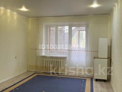 Пәтерлер в Западно-Казахстанской обл.: 1-бөлмелі пәтер · 40 м² · 3/5 қабат, мкр Кунаева 62, бағасы: 150 000 〒 1-бөлмелі пәтер · 40 м² · 3/5 қабат, мкр Кунаева 62, бағасы: 150 000 〒 в Уральске