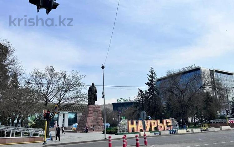 3-комнатная квартира · 72.2 м² · 3/3 этаж, Абая 15 — Дом История за 61 млн ₸ в Алматы, Медеуский р-н — фото 32