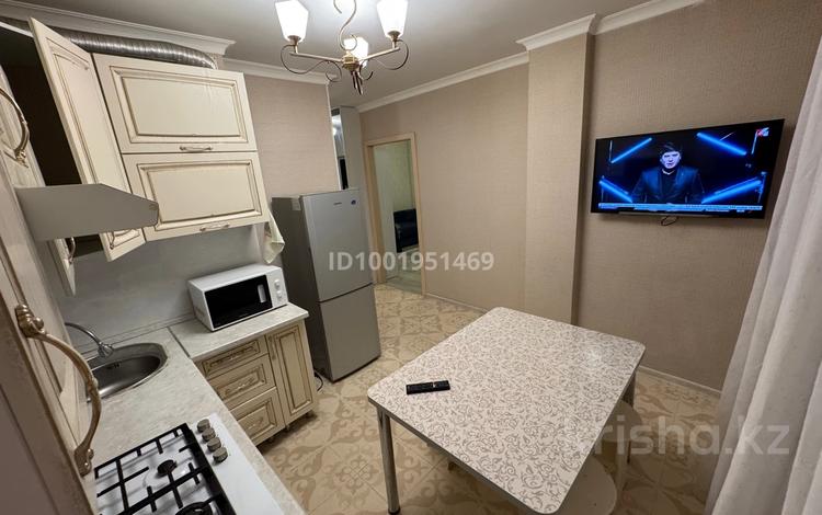 1-комнатная квартира · 40 м² · 6/9 этаж, Женис 43/4 — Богенбай Батыра - Женис за 200 000 ₸ в Астане, Сарыарка р-н — фото 2