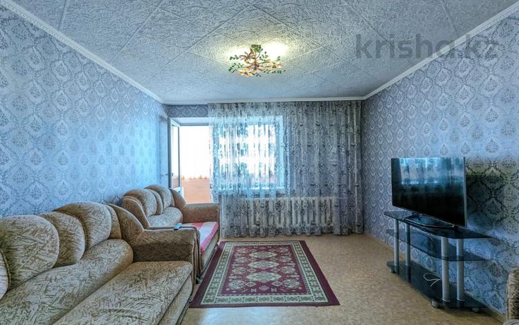 3-комнатная квартира, 68 м², 8/10 этаж, Шугаева 161 за 24 млн 〒 в Семее — фото 2
