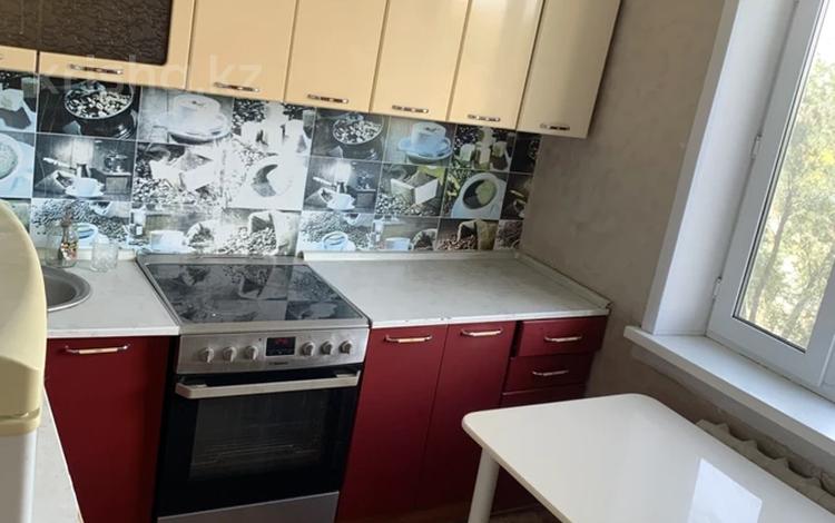 2-бөлмелі пәтер · 51 м² · 4/9 қабат, 16 мкр 12, бағасы: 11.5 млн ₸ в Караганде, Алихана Бокейханова р-н — фото 2