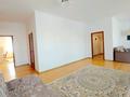 3-комнатная квартира · 99.7 м² · 5/9 этаж, Д. Кунаева за 53 млн ₸ в Астане, Есильский р-н — фото 8