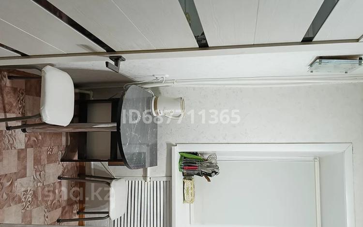 2-бөлмелі пәтер · 48 м² · 1/5 қабат, Понамарева 21 — Кафе 12 стульев, бағасы: 9.5 млн ₸ в Топаре — фото 17