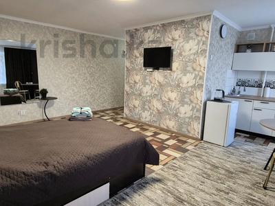 1-комнатная квартира · 33 м² · 3/5 этаж, Шакарима 75 за 15 000 ₸ в Семее