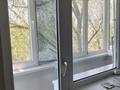 1-бөлмелі пәтер · 28 м² · 5/5 қабат, ул. Курмангазы, бағасы: 130 000 ₸ в Уральске, мкр Школьник — фото 2