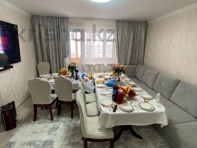 4-комнатная квартира · 87 м² · 9/9 этаж, Майкудук, Карла Маркса 5 — напротив ТД Ануар за 35 млн 〒 в Караганде, Алихана Бокейханова р-н