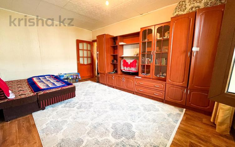 1-комнатная квартира, 37 м², 4/5 этаж, Восточный за 10 млн 〒 в Талдыкоргане — фото 5