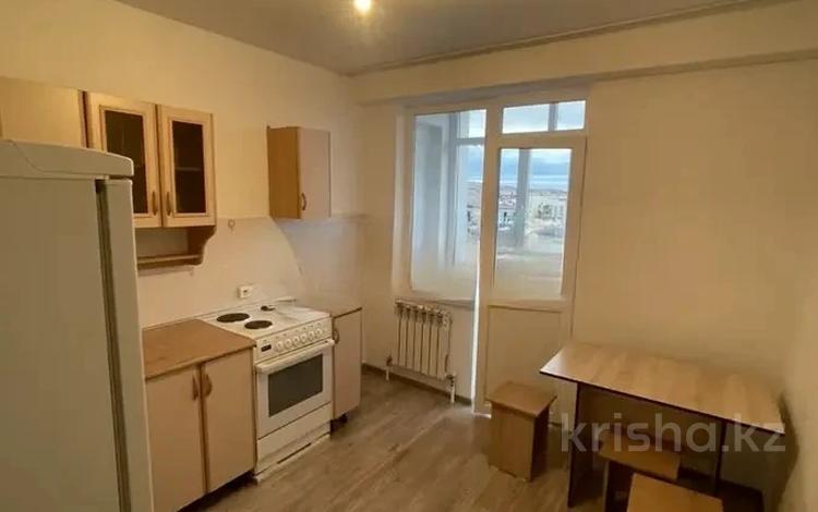 1-комнатная квартира · 48 м² · 10 этаж, Есенберлина за 18 млн ₸ в Усть-Каменогорске — фото 2