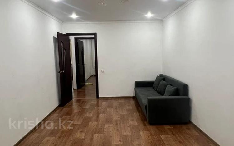 2-комнатная квартира · 48 м² · 3/5 этаж, Производственная за 12 млн ₸ в Уральске — фото 2