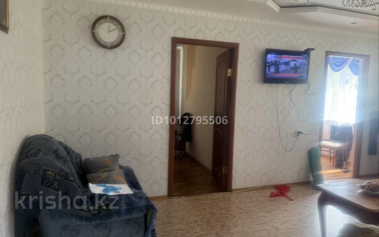 4-комнатная квартира · 61 м² · 3/5 этаж, Анаркулова 3 за 17 млн ₸ в Жезказгане — фото 2