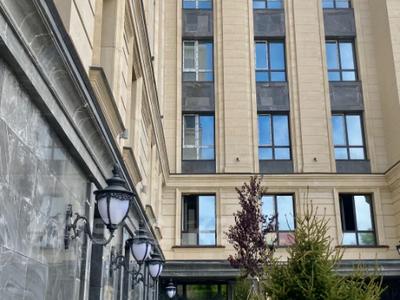 3-комнатная квартира · 74 м² · 5/8 этаж, мкр Новый Город, ​Улица Комиссарова 27 за ~ 53.3 млн ₸ в Караганде, Казыбек би р-н