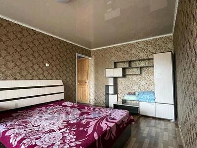 1-комнатная квартира, 32 м², 5/5 этаж посуточно, 6мкр 33 за 6 000 〒 в Темиртау