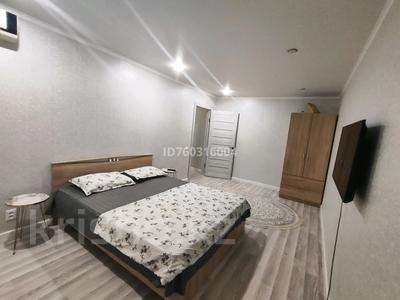 1-бөлмелі пәтер · 30 м² · 1/5 қабат, Жунисова — проспект Достык и проспект Абая, бағасы: 10 000 ₸ в Уральске