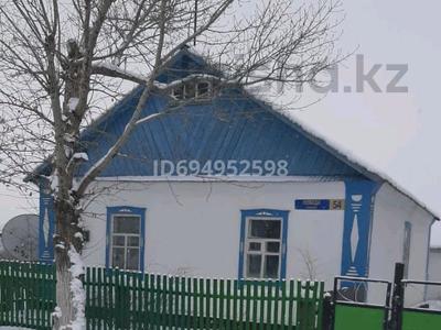 Отдельный дом · 4 комнаты · 100 м² · 20 сот., Победы 54 за 15 млн 〒 в 