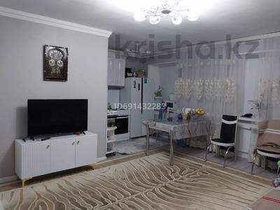 2-комнатная квартира, 45 м², 1/5 этаж, Гарышкерлер за 14 млн 〒 в Жезказгане