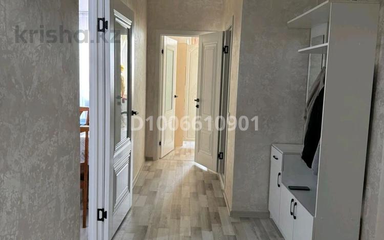 2-комнатная квартира · 49 м² · 12/12 этаж, мкр Аккент, Омарова 1 за 230 000 ₸ в Алматы, Алатауский р-н — фото 2