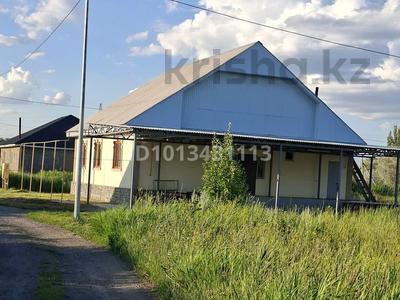 Отдельный дом · 4 комнаты · 134 м² · 10 сот., Айтыкова 26Д — По ул.Желтоксан, недоезжая до Баунти SPA, за домом 26Д за 48 млн ₸ в Талдыкоргане