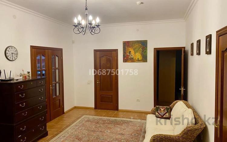 3-комнатная квартира · 164.7 м² · 3/11 этаж, Кенесары 47 за 75 млн 〒 в Астане, Алматы р-н — фото 2