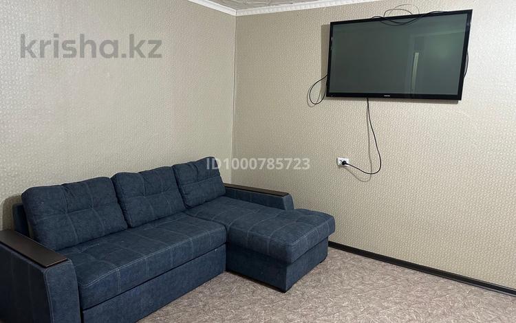 2-комнатная квартира · 45 м² · 3/5 этаж, Алашахана 9 за 200 000 〒 в Жезказгане — фото 2