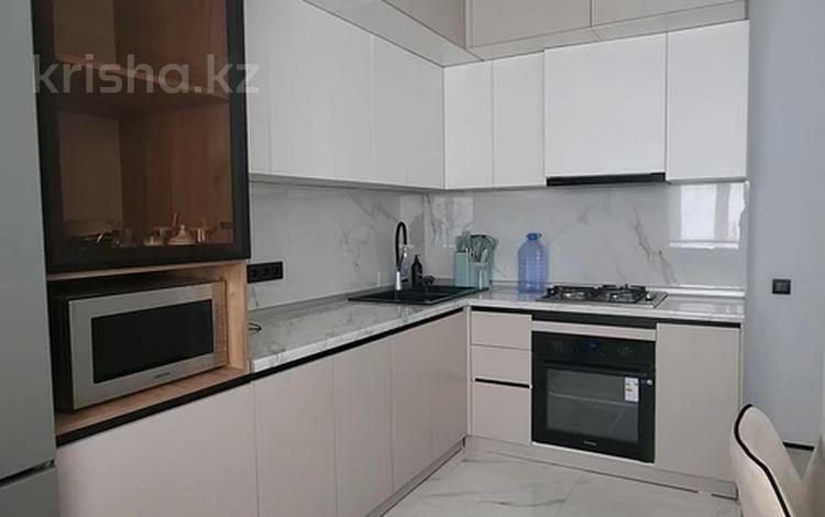 2-бөлмелі пәтер · 70 м² · 6/9 қабат, Нұрсая ш/а., Елорда 6/3, 6/4, 6/5, 6/6, 6/7, 6/8, 6Б, бағасы: 300 000 ₸ в Атырау, мкр Нурсая — фото 2