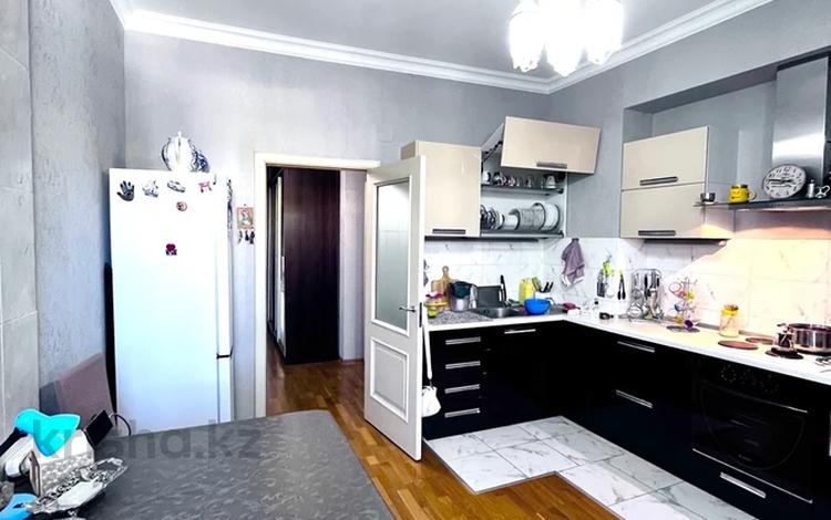 3-бөлмелі пәтер · 127 м² · 9/10 қабат, Навои — Жандосова, бағасы: 92 млн ₸ в Алматы, Бостандыкский р-н — фото 17