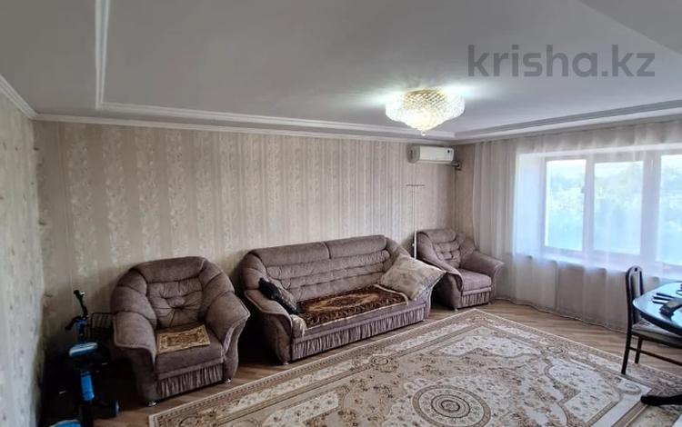 4-комнатная квартира, 97 м², 4/5 этаж, Толебаева за 32 млн 〒 в Талдыкоргане — фото 16