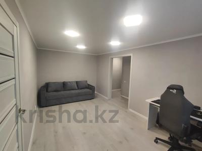 2-бөлмелі пәтер · 45 м² · 2/5 қабат, Машхур Жусупа 37, бағасы: 11 млн ₸ в Экибастузе